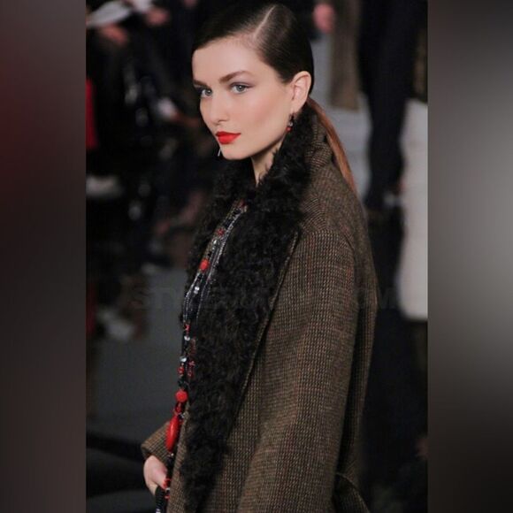 Ralph Lauren Fall 2011 Runway Olive Plaid Wool Tweed Shearling Collar Wrap Coat - Picture 15 of 16